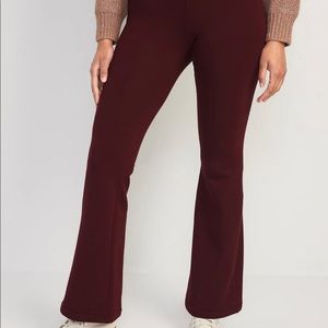 Old Navy Fleece-Lined Flare Leggings